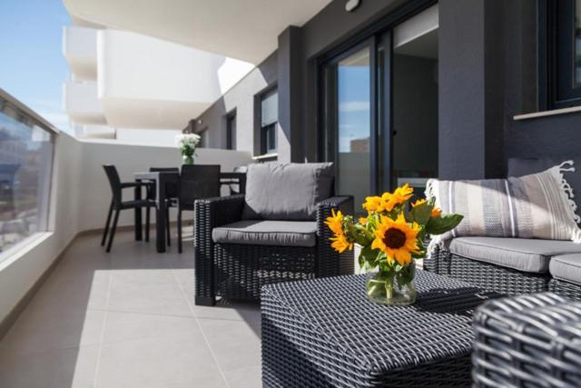 Bahia Apartment Arenales del Sol Ngoại thất bức ảnh
